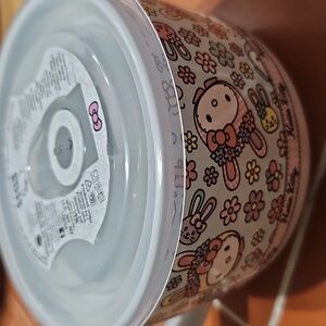Hello Kitty Pink and White Floral Bowl with Lid